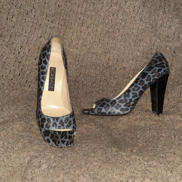 CASADEI-Italy-Peep Toe Pumps-Blue/Grey Leather Leopard Print-Sz 7-Excellent - Picture 1 of 7